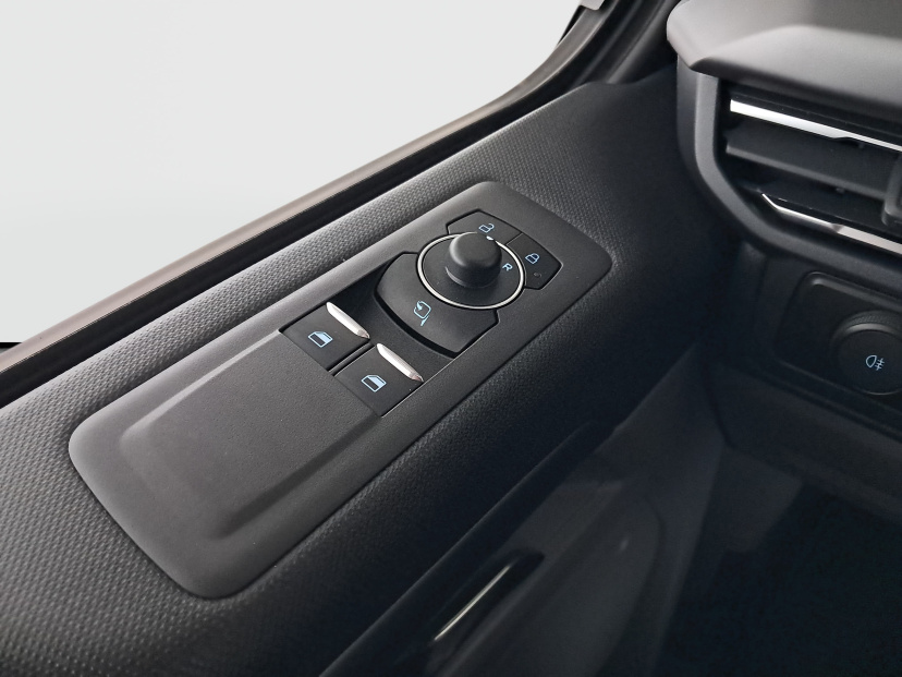 Ford Tourneo Custom, 2024