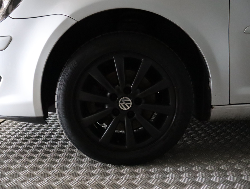 Volkswagen Touran, 2010