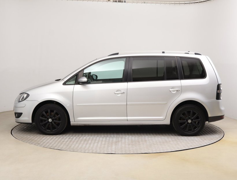 Volkswagen Touran, 2010