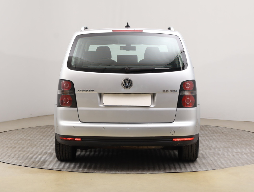Volkswagen Touran, 2010
