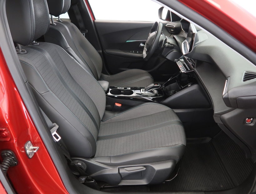 Peugeot 2008, 2022