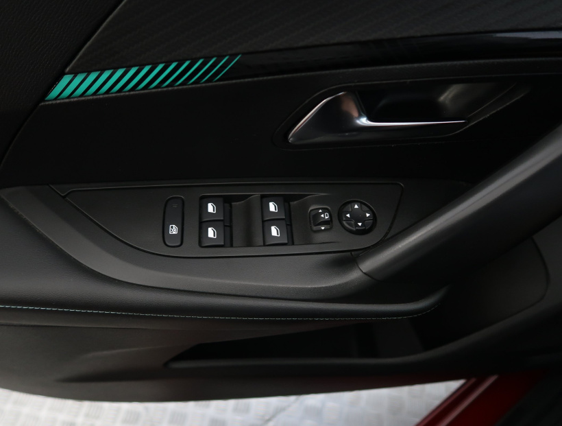 Peugeot 2008, 2022