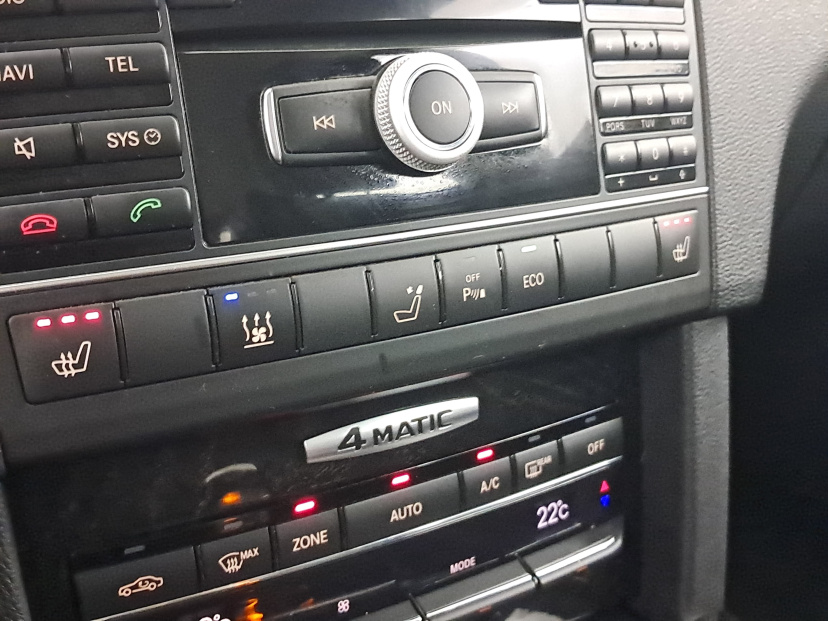 Mercedes-Benz E, 2011
