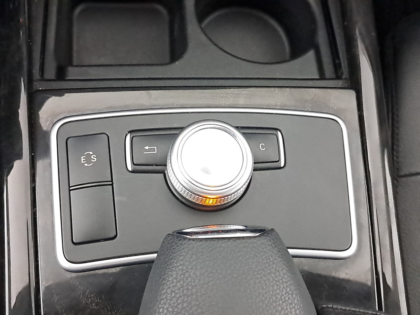 Mercedes-Benz E, 2011