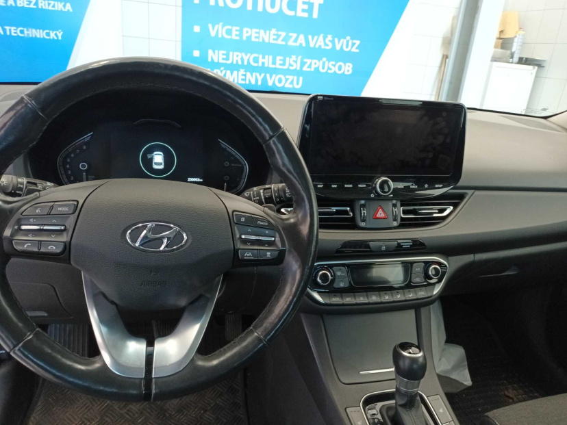 Hyundai i30, 2021