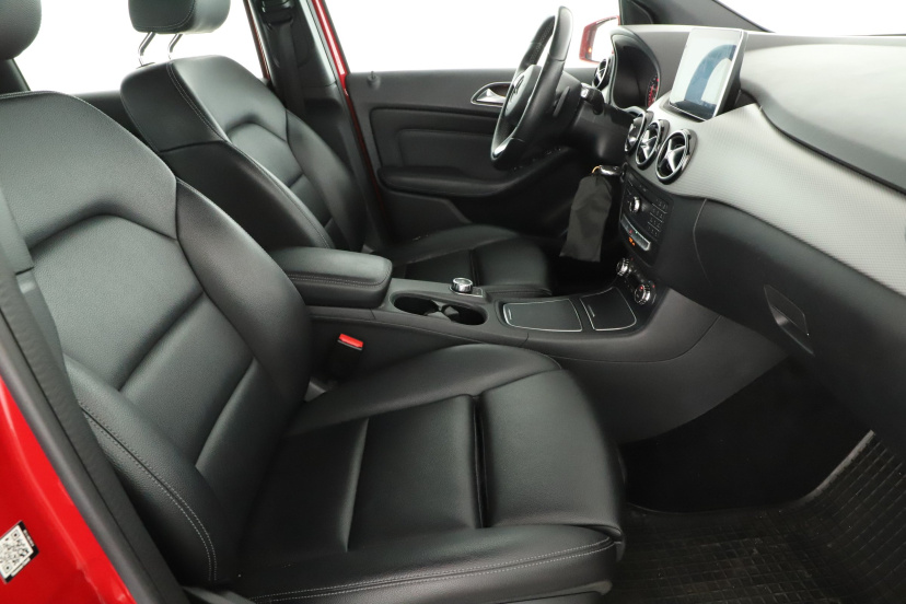 Mercedes-Benz B, 2016