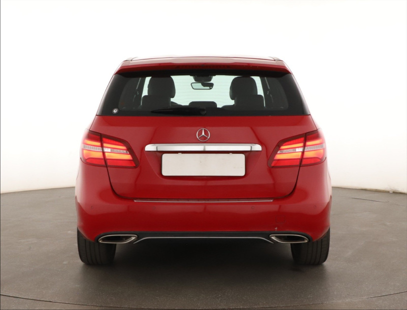 Mercedes-Benz B, 2016