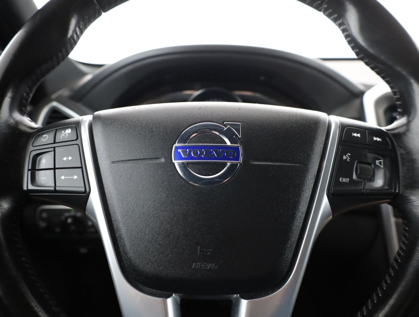 Volvo XC60, 2015