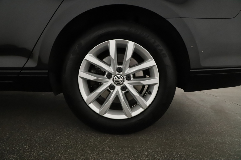 Volkswagen Passat, 2016