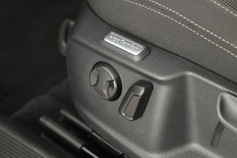 Volkswagen Passat, 2016