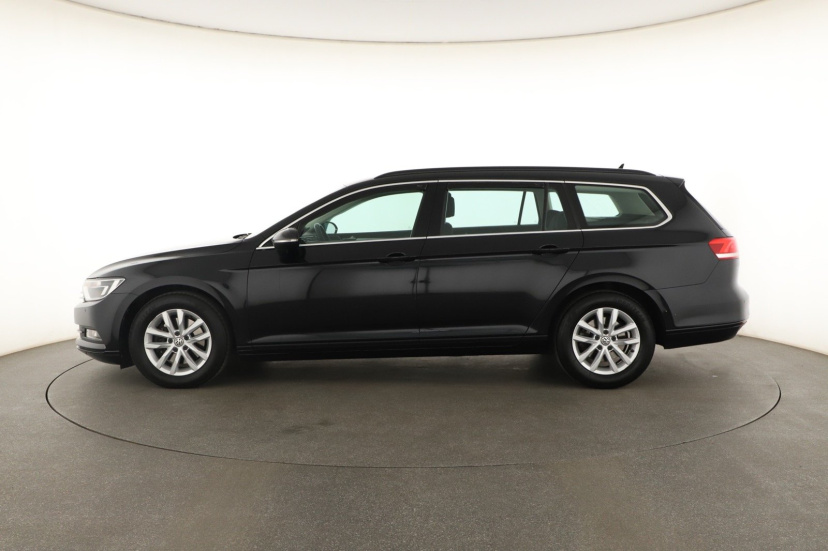 Volkswagen Passat, 2016