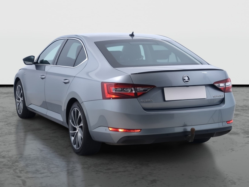 Škoda Superb, 2019