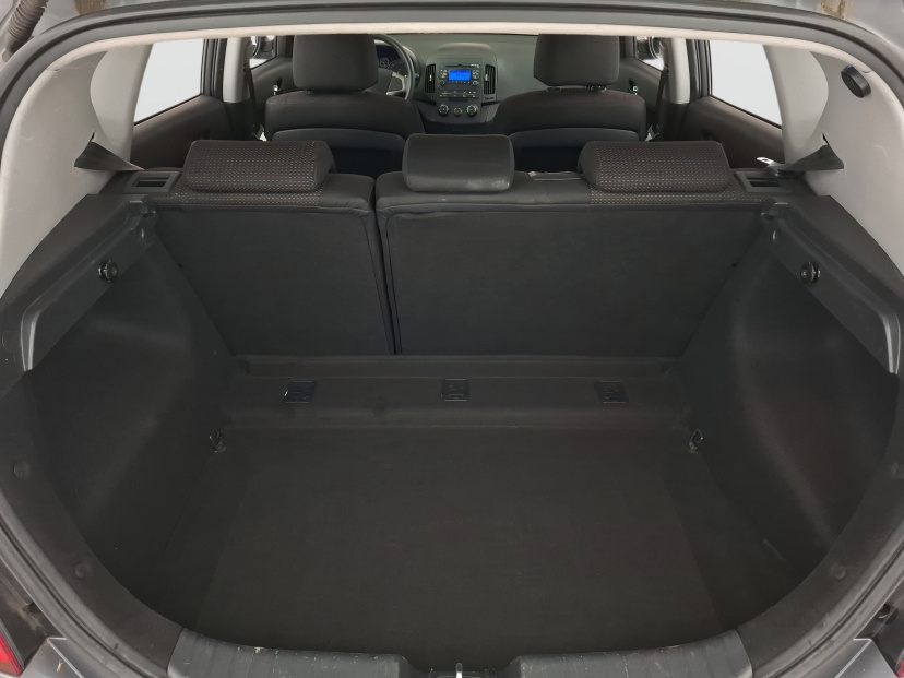 Hyundai i30, 2010