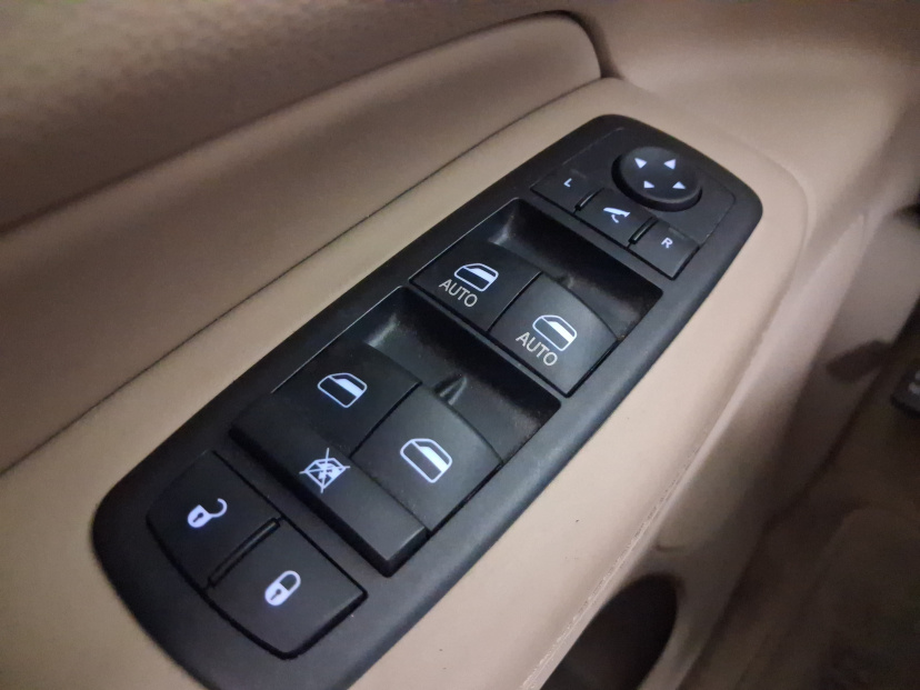 Jeep Grand Cherokee, 2014
