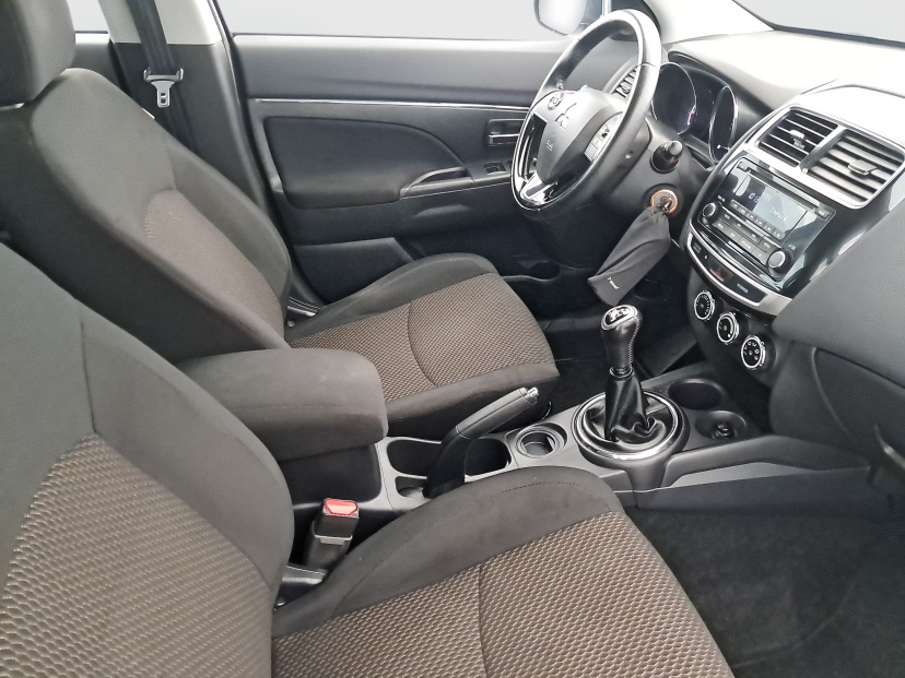 Mitsubishi ASX, 2016