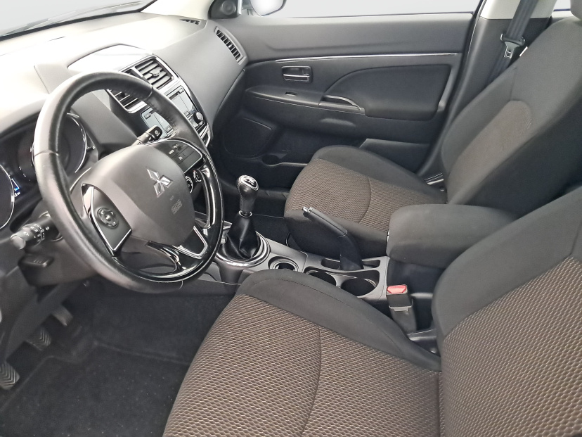 Mitsubishi ASX, 2016