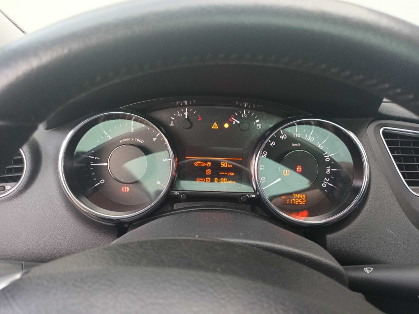 Peugeot 5008, 2015
