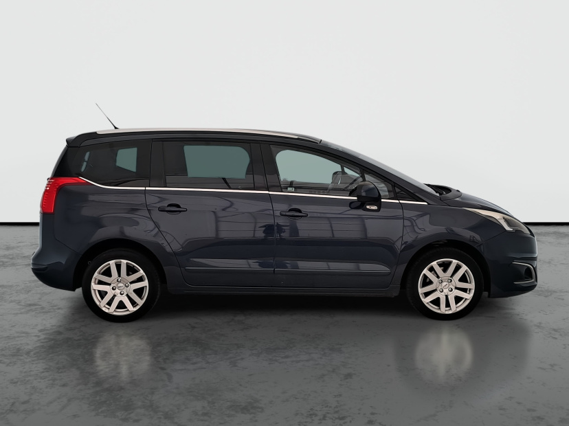 Peugeot 5008, 2015
