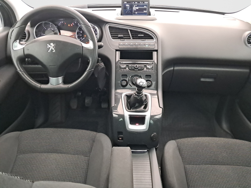Peugeot 5008, 2015