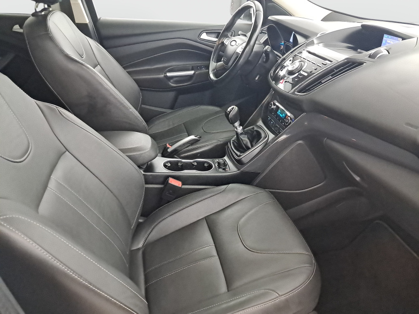 Ford Kuga, 2013