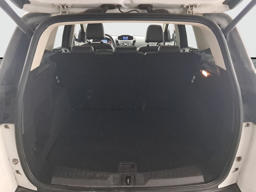 Ford Kuga, 2013