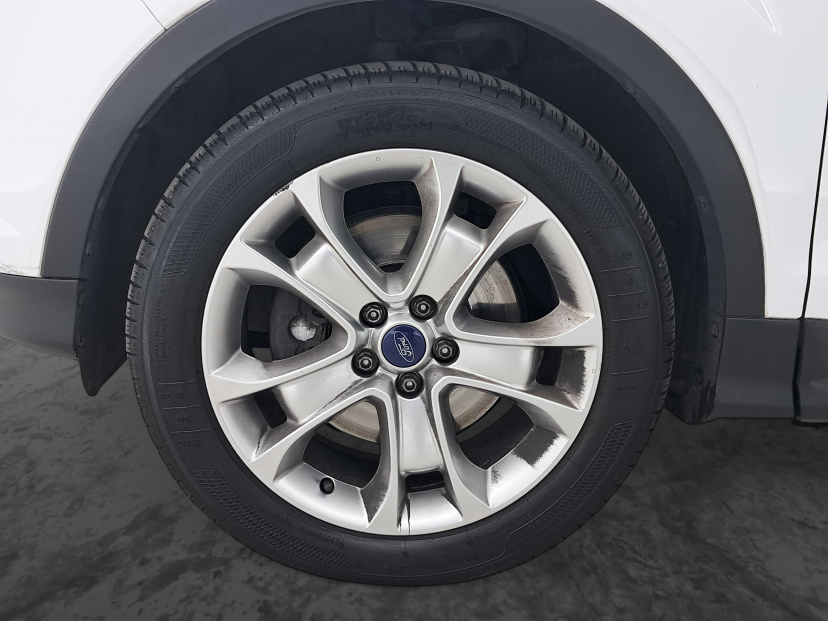 Ford Kuga, 2013