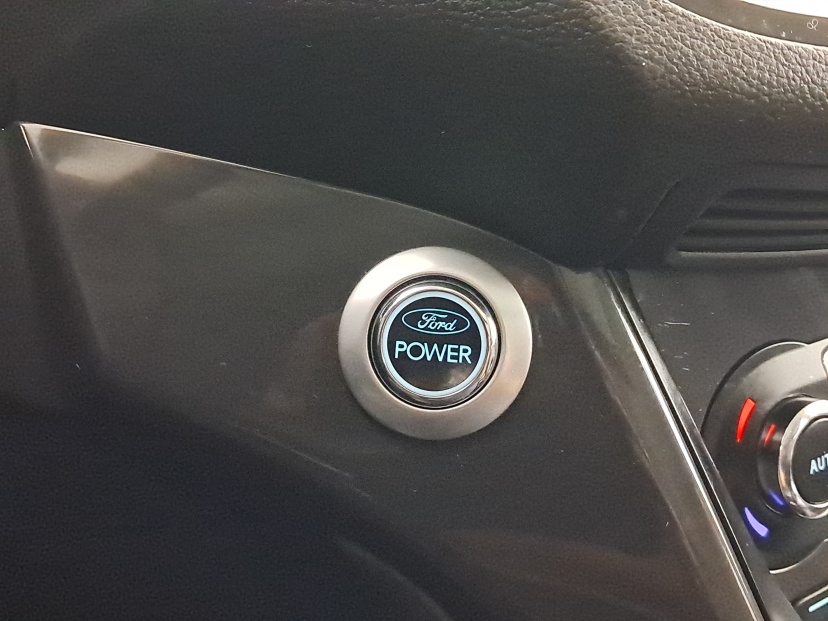 Ford Kuga, 2013