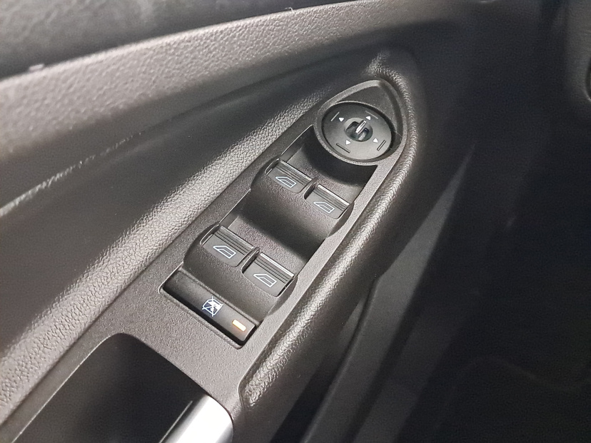 Ford Kuga, 2013