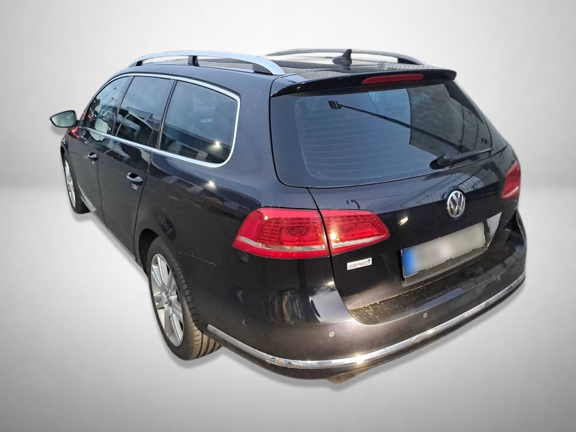 Volkswagen Passat, 2011