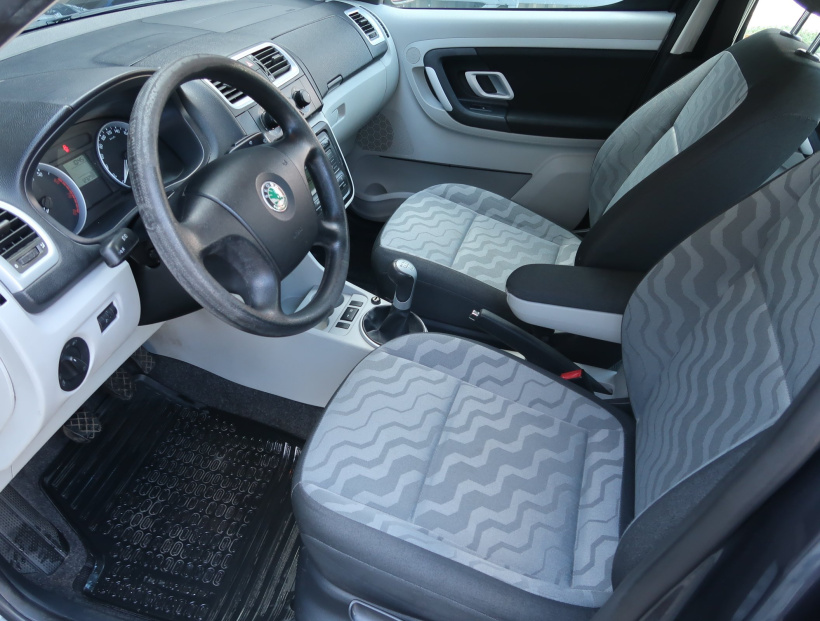 Škoda Roomster, 2008