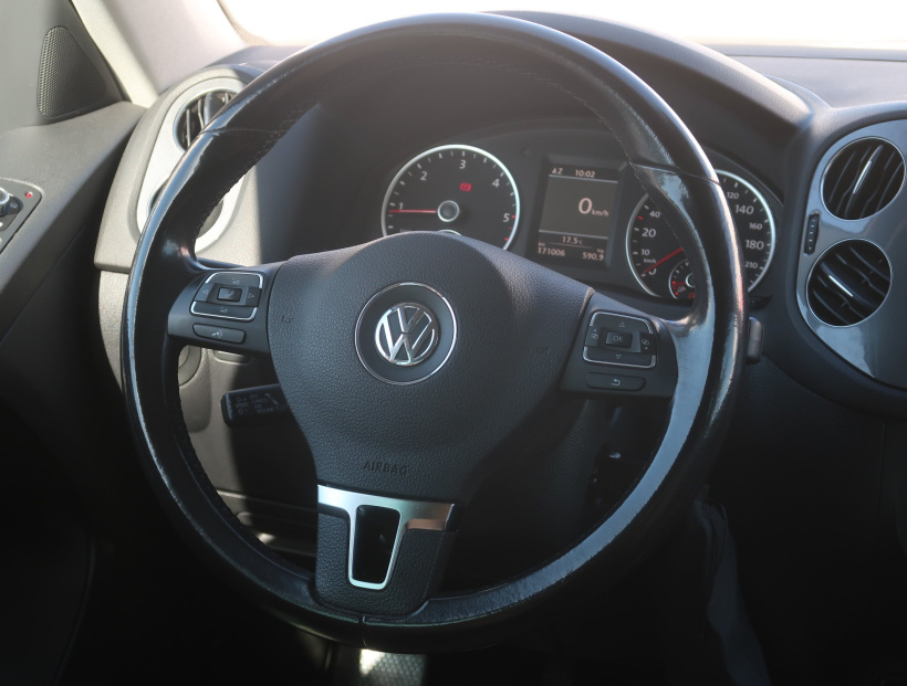 Volkswagen Tiguan, 2012