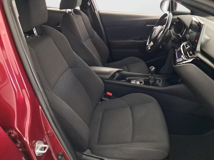 Toyota C-HR, 2018