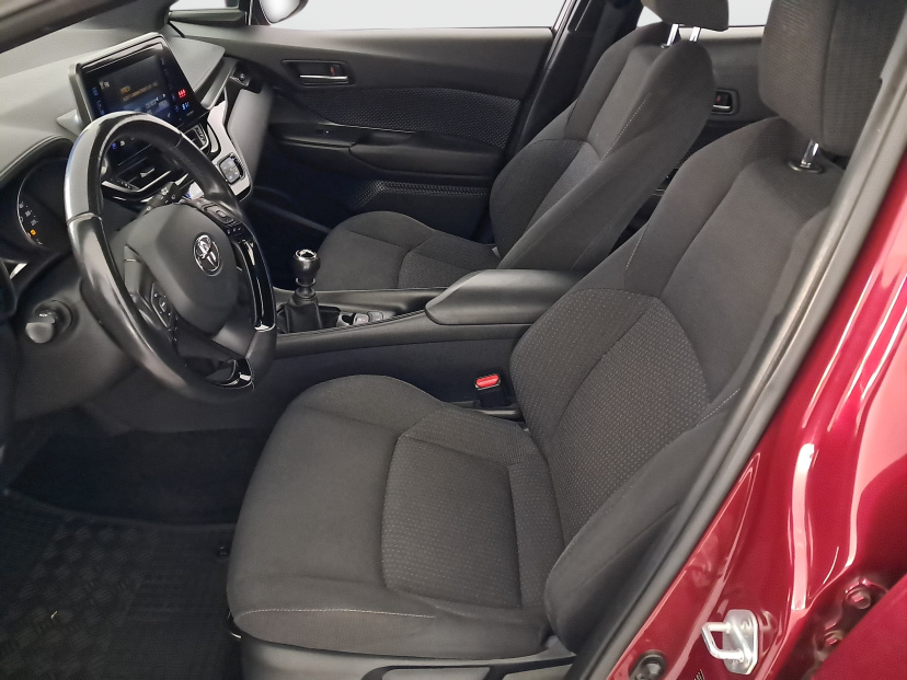 Toyota C-HR, 2018