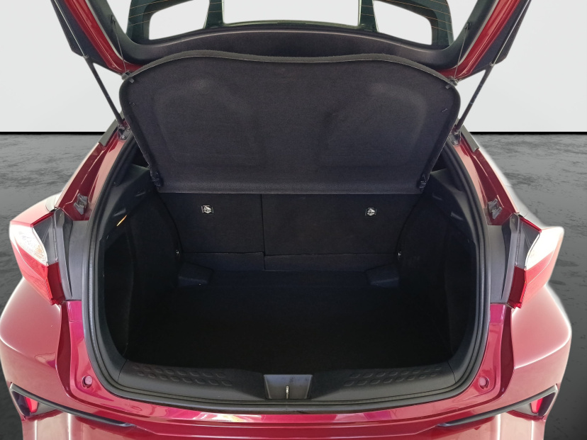Toyota C-HR, 2018