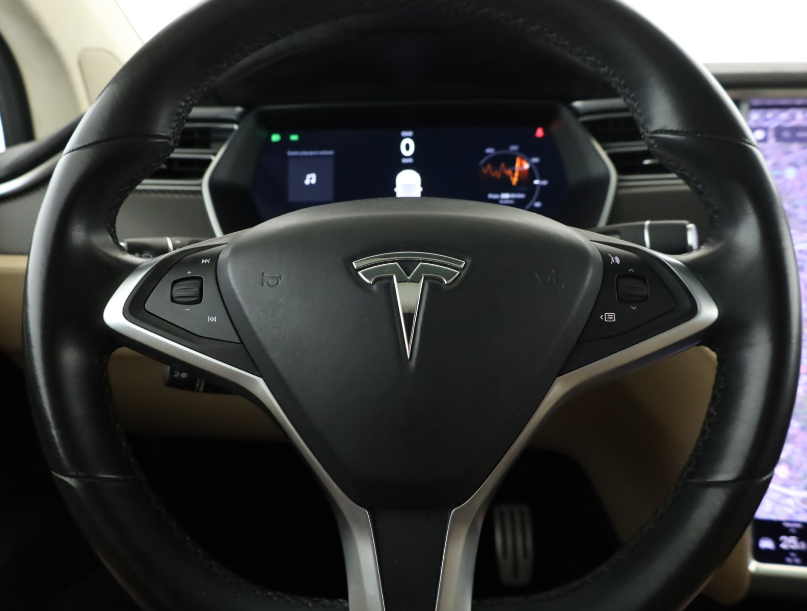 Tesla Model X P100D – fotografie 14