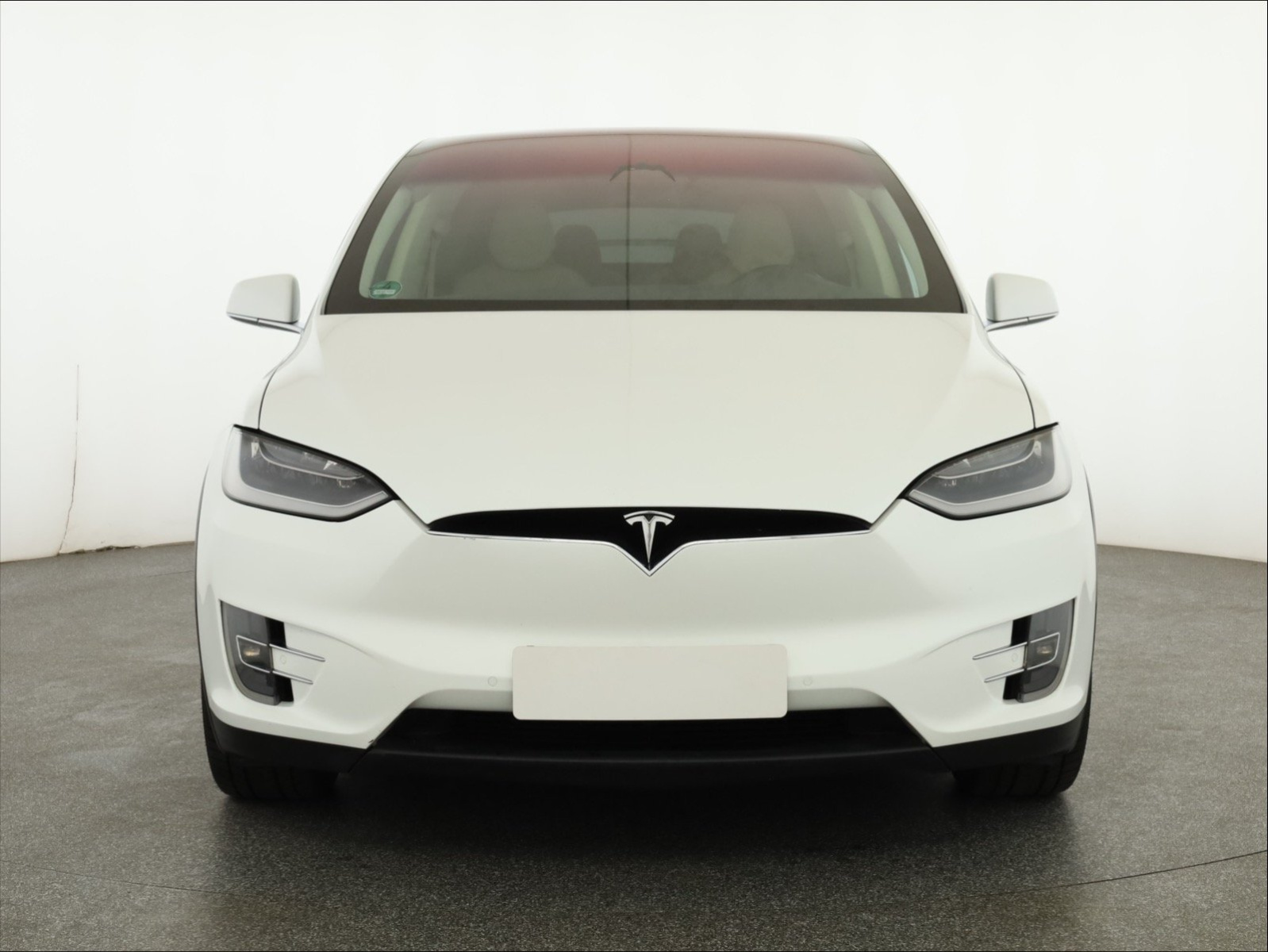Tesla Model X P100D – fotografie 2