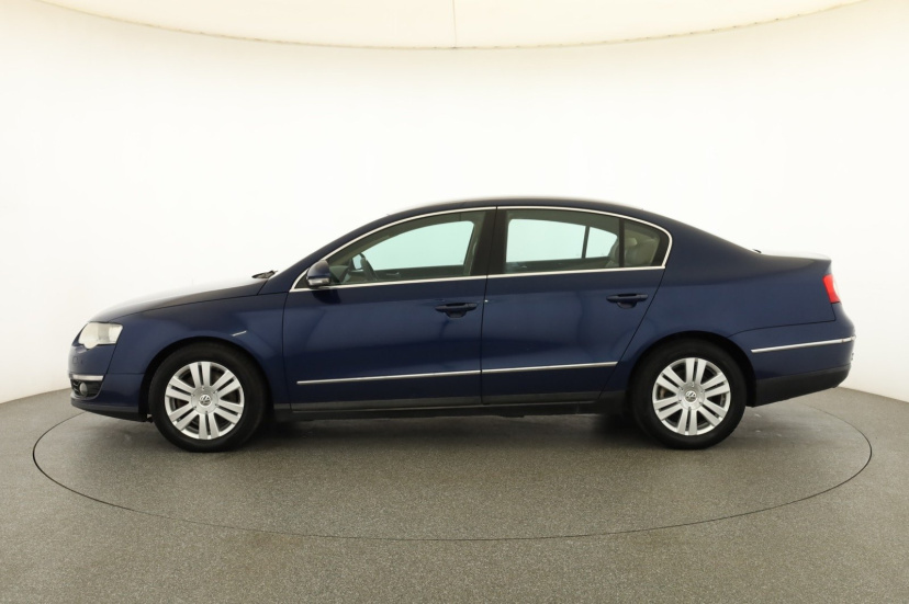 Volkswagen Passat, 2005