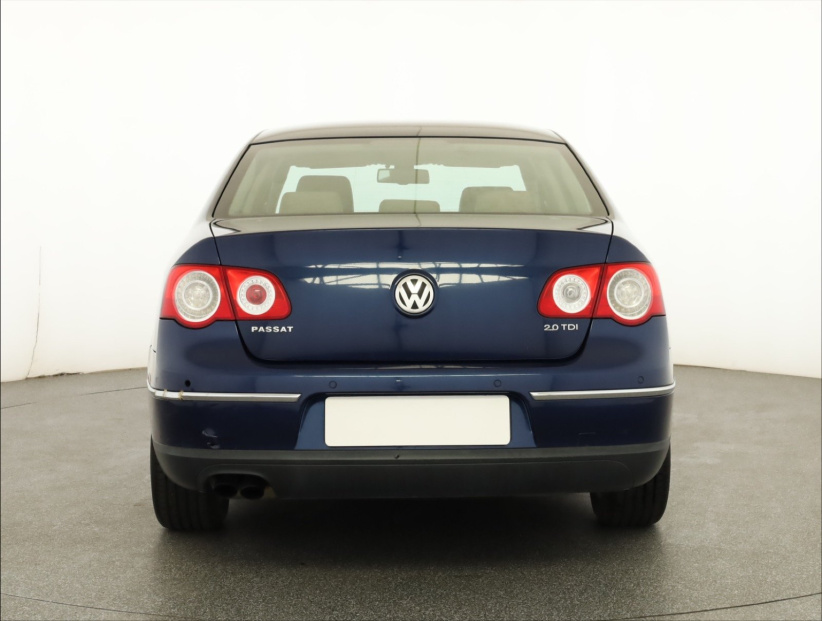 Volkswagen Passat, 2005