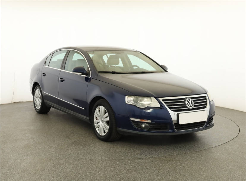 Volkswagen Passat, 2005