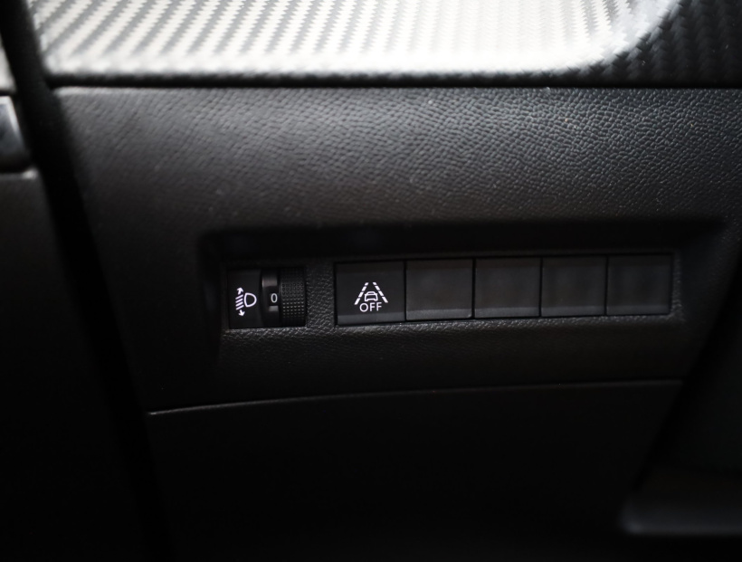 Peugeot 2008, 2020