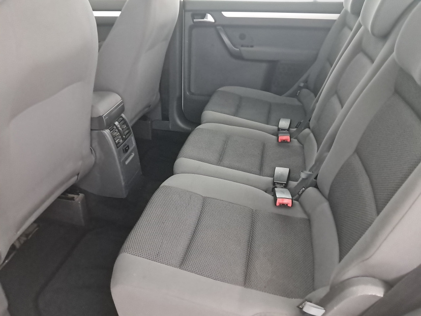 Volkswagen Touran, 2012