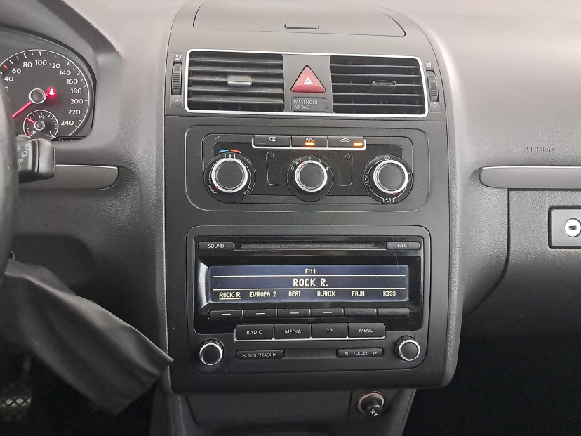 Volkswagen Touran, 2012