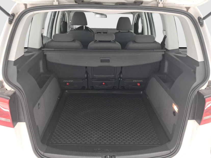 Volkswagen Touran, 2012