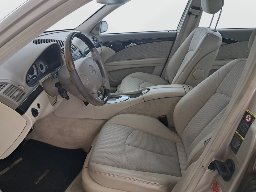 Mercedes-Benz E, 2002