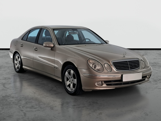 Mercedes-Benz E 320 