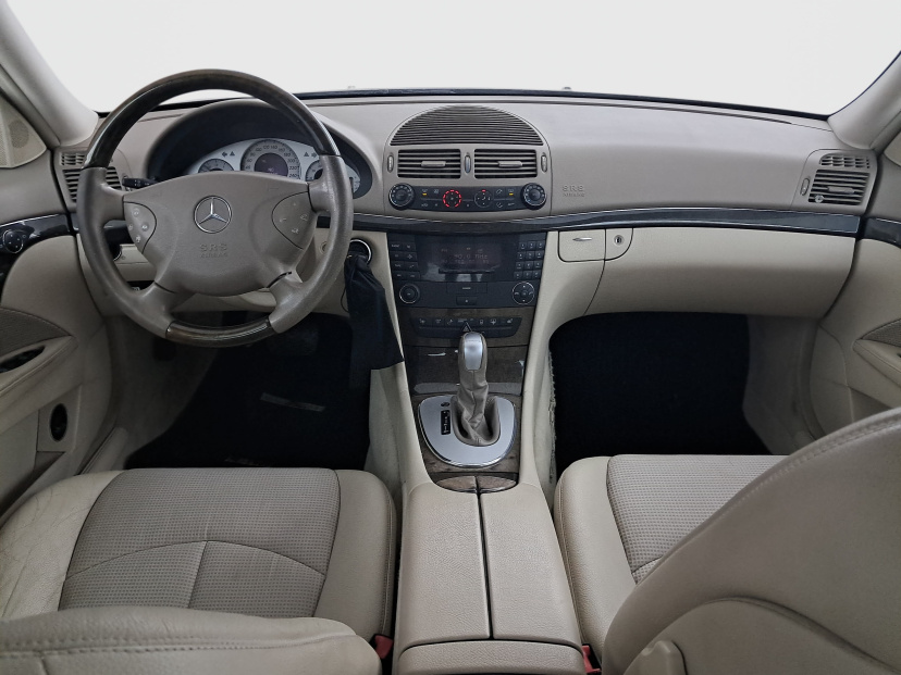 Mercedes-Benz E, 2002