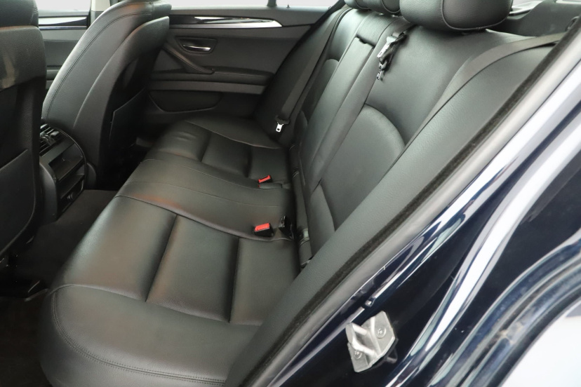 BMW 5, 2015