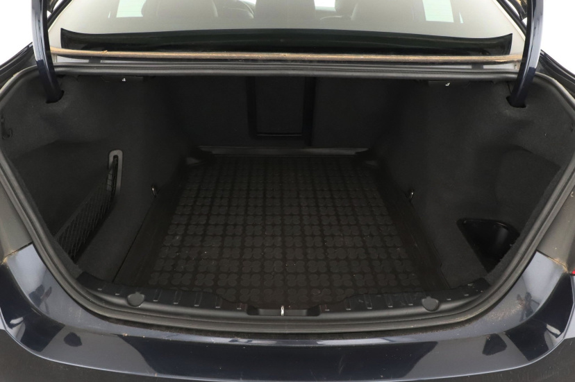 BMW 5, 2015