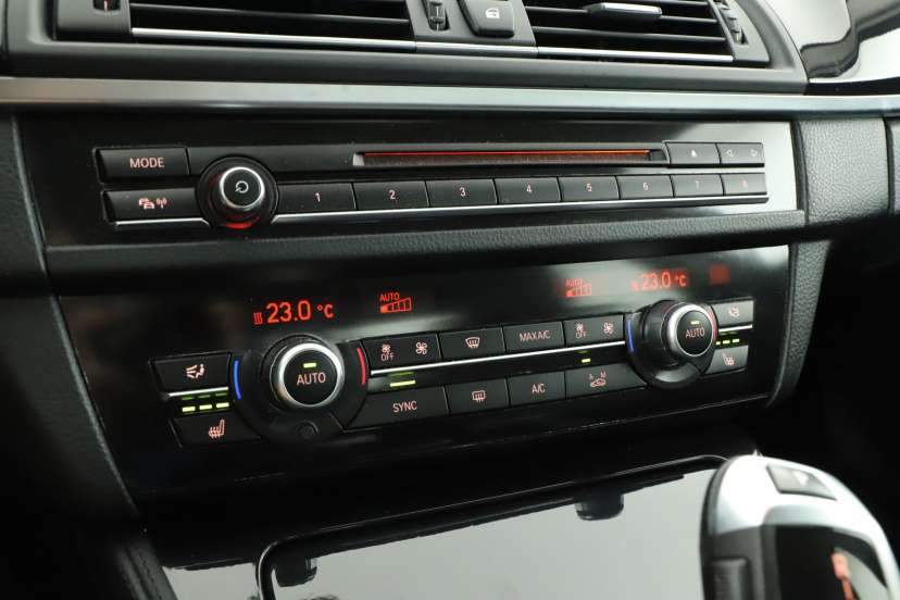 BMW 5, 2015