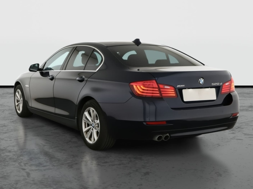 BMW 5, 2015